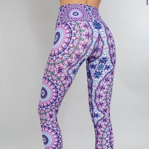 Yoga pants wolven threads size xs chakra legging